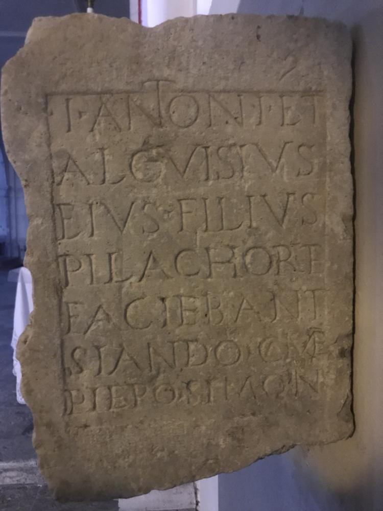 Iscrizioni su pietra